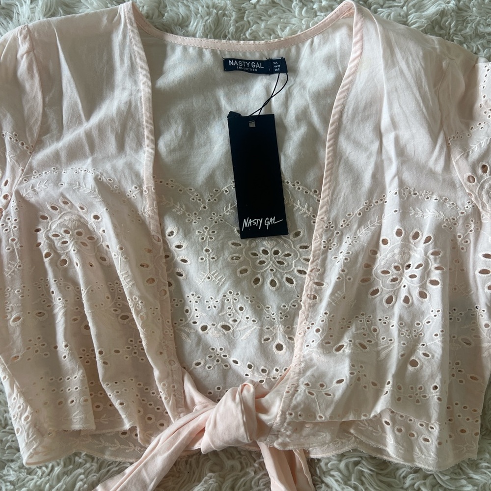 Nasty Gal Cream Tie Front Cropped Blouse